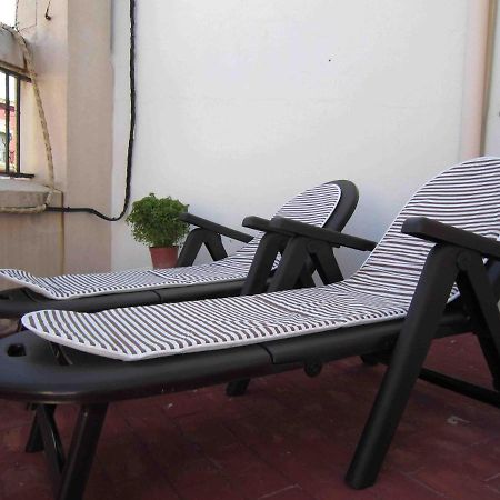 Young Penthouse Valenza Esterno foto