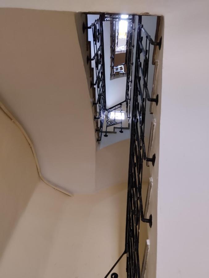 Young Penthouse Valenza Esterno foto